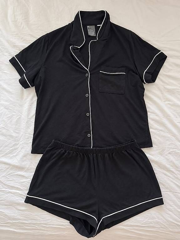 Negligees & Pigiami: H&M Pajama Set from viscose blend – Usato da Lausanne venduto da ais_yxt8