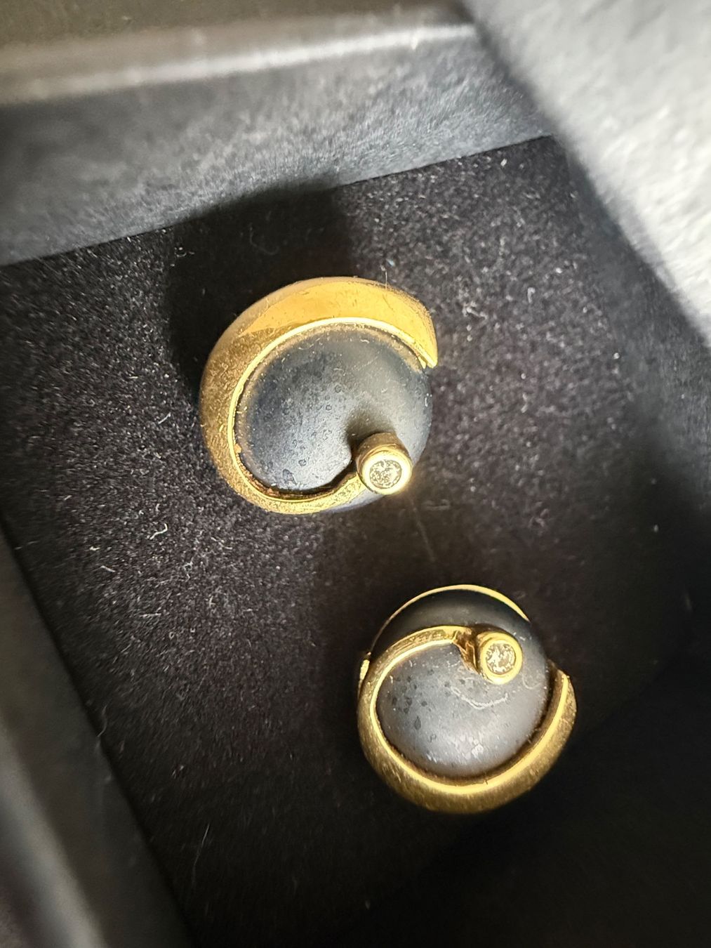 Orecchini pendenti & Orecchini a lobo: Gold Ohrstecker mit Diamant 750, 18K – Usato da Spiegel b. Bern venduto da Rogger72 1