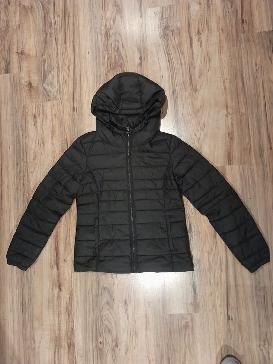 Only Giacche: ONLY Daunenjacke Gr. M schwarz, Herbst- Winterjacke – Usato da Gossau Sg venduto da olles