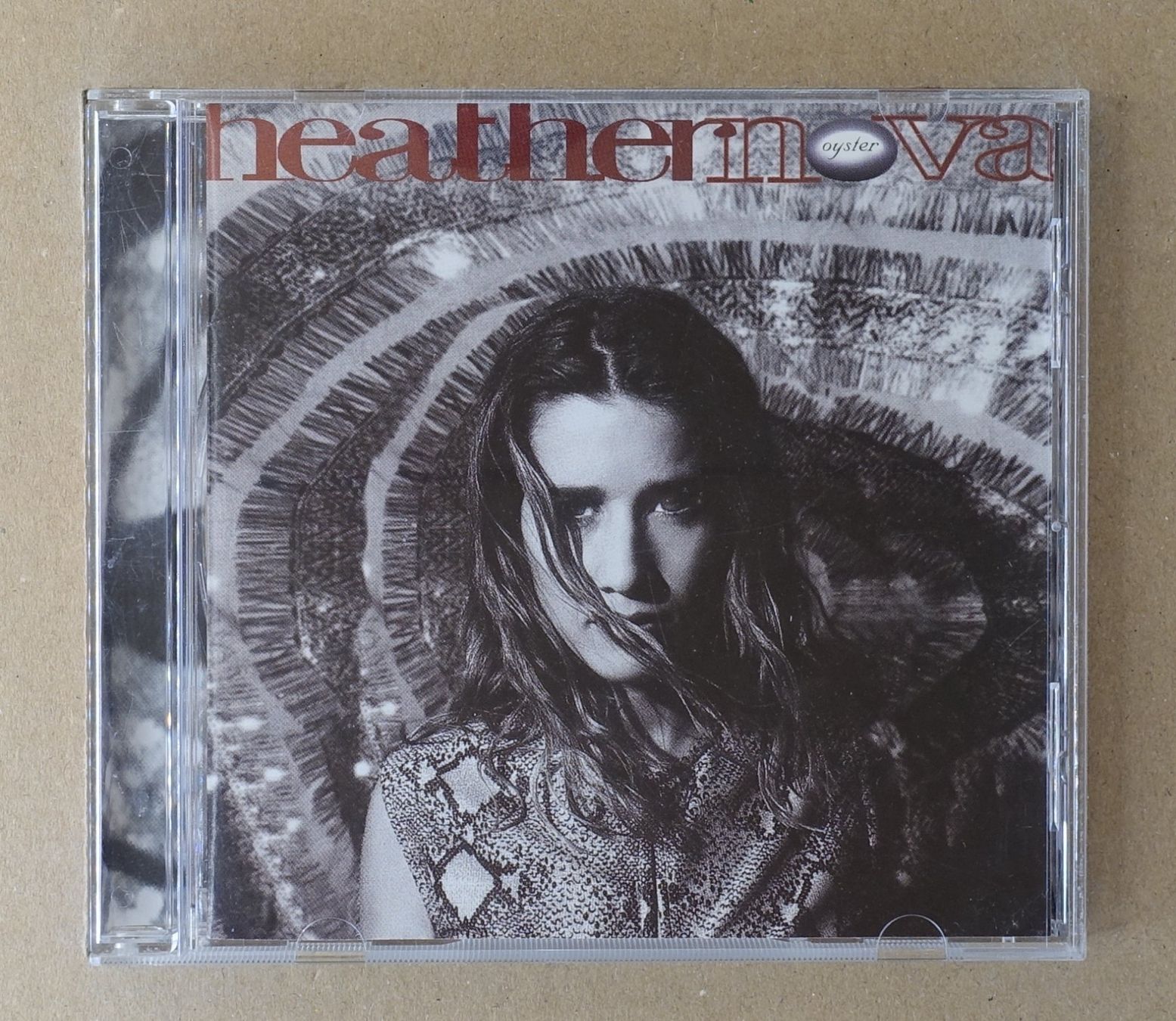 CD: Heather Nova – Oyster - D5 – Usato da Sessa venduto da discoverymedia