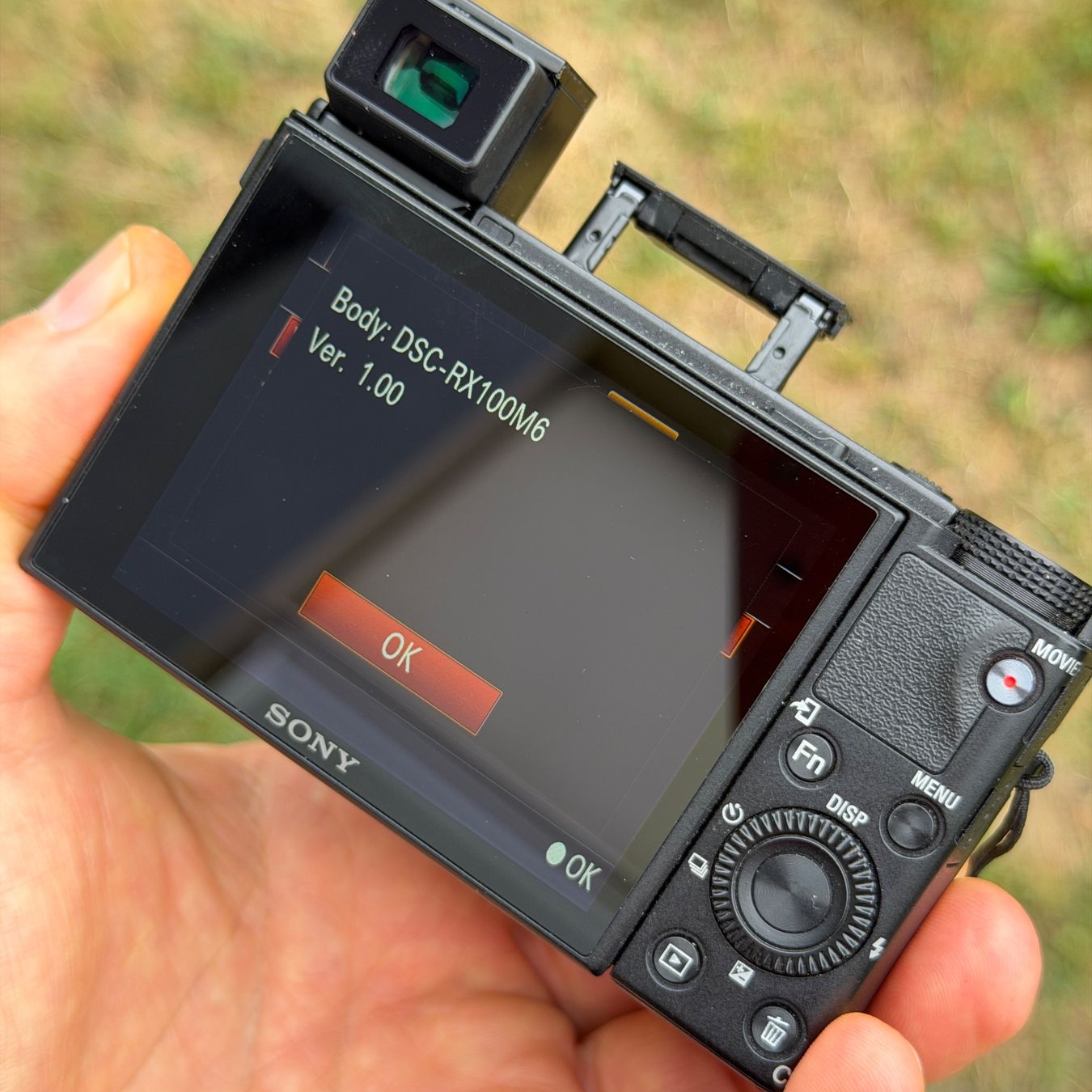 Sony Fotocamera: SONY RX100 VI 4K Compact camera 20.1MP 1" CMOS – Usato da Vésenaz venduto da Grailium 3