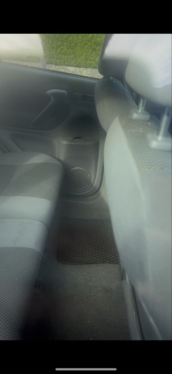 Toyota Autos: Toyota RAV4 2.0 Benziner – Gebraucht aus Clarens von mon_2g5h 5