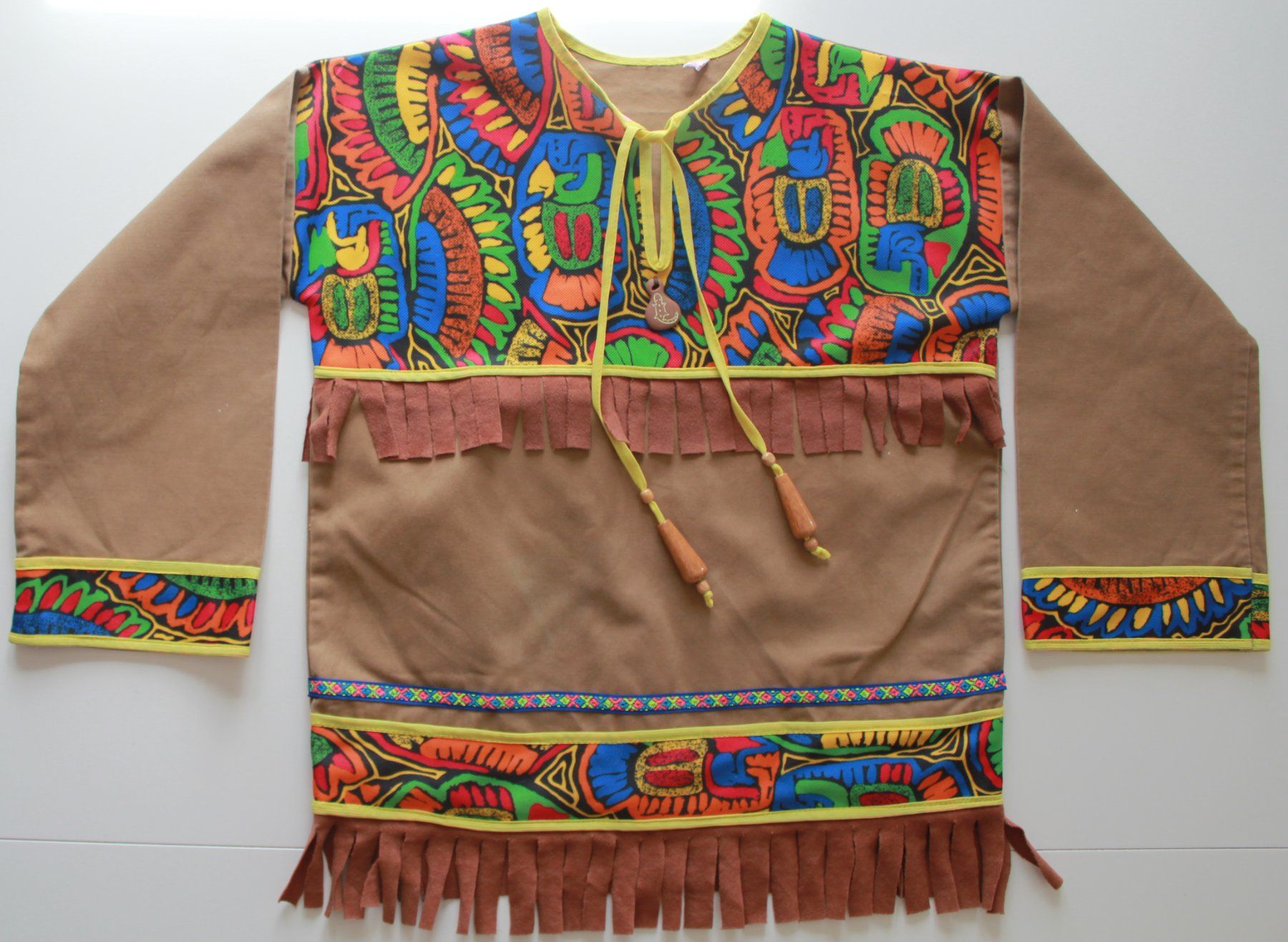 Kostüme: Costume Indien / Indianer t. 128 – Gebraucht aus Peseux von CoolShoping 4
