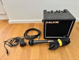 NUX Gitarrenverstärker inkl. Mikrofon, Kabel & Netzteil