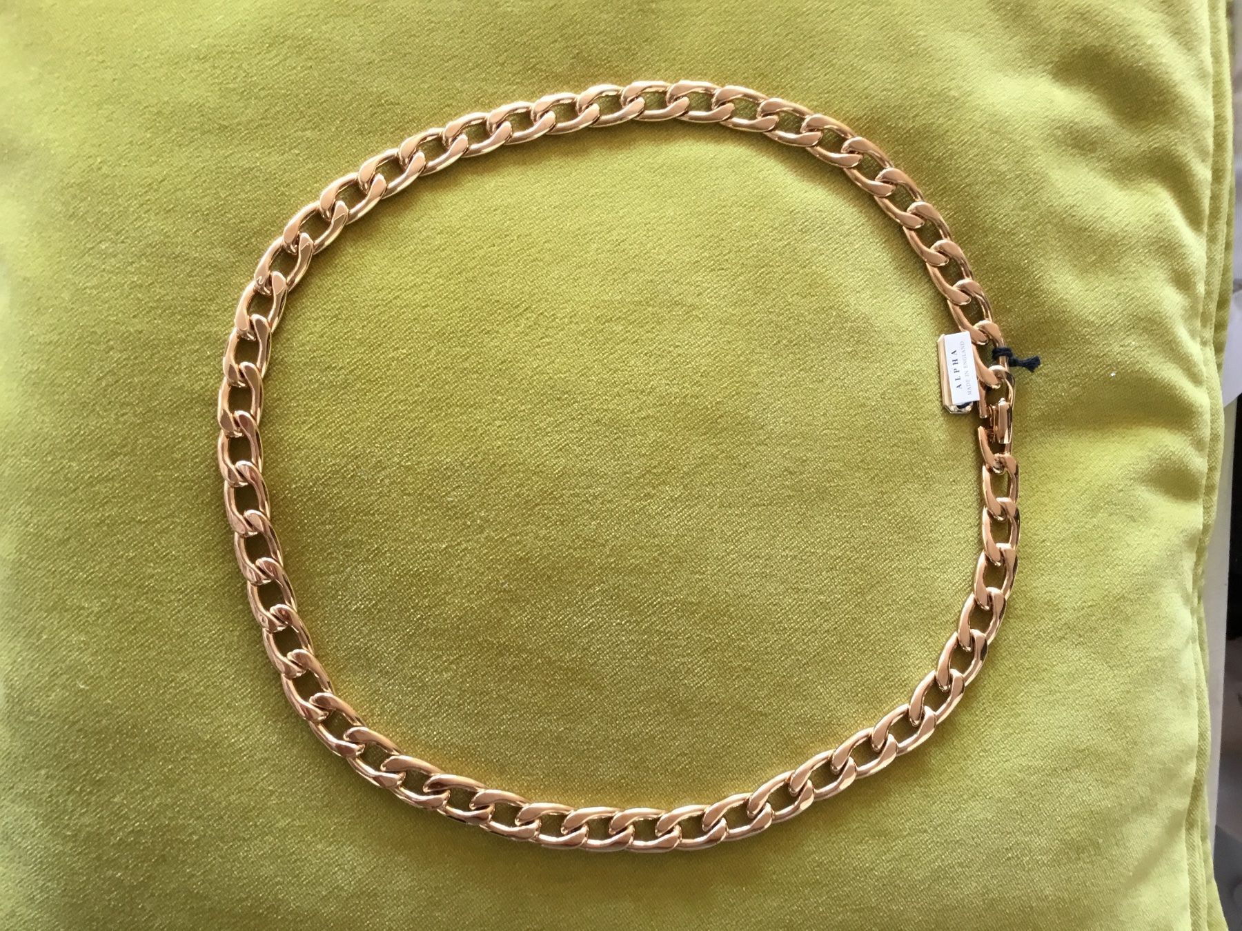 Catenine: Collier chaîne plate dorée maison Alpha – Nuovo e nell'imballaggio originale da Le Landeron venduto da nic_8hd5 4