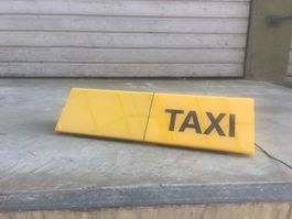 Magnetische Taxileuchte