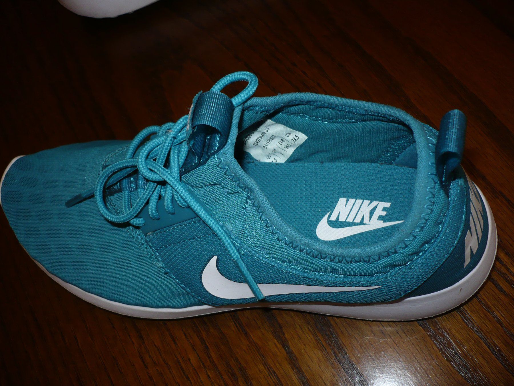 Nike Scarpe da donna: NIKE ROSHE ONE Grösse 38,5 – Nuovo (secondo la descrizione) da Merzligen venduto da Marthe22 3