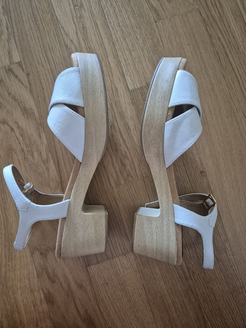 Unisa Scarpe da donna: Ledersandale Unisa 39 – Usato da Basel venduto da Elena_02 2