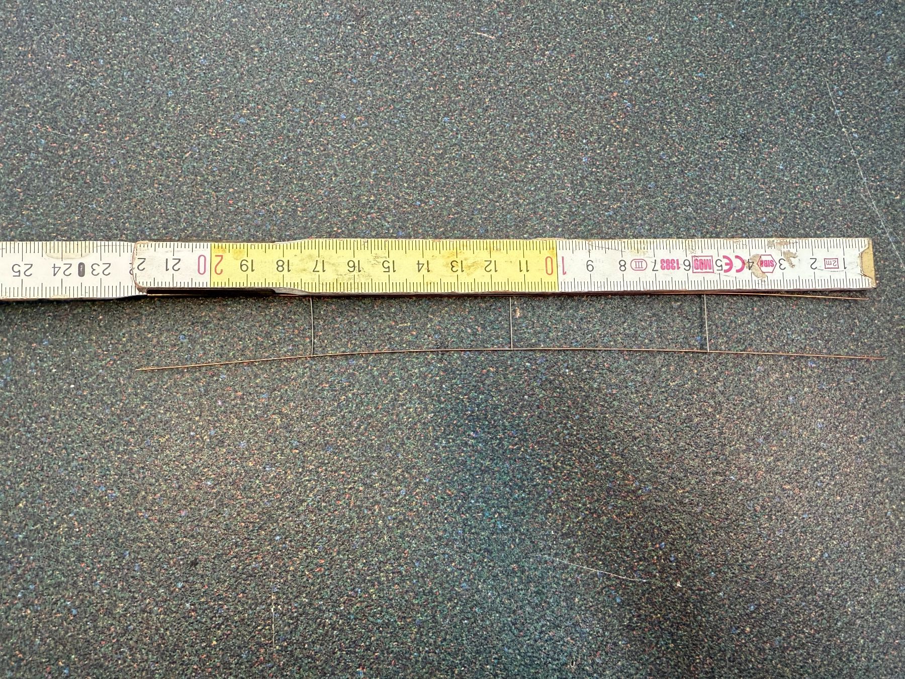 Sommerfeldt Modellini di ferrovie: Sommerfeldt Spur H0 Oberleitung ca 220mm – Nuovo e nell'imballaggio originale da Chiasso venduto da Carrara-Modellismo