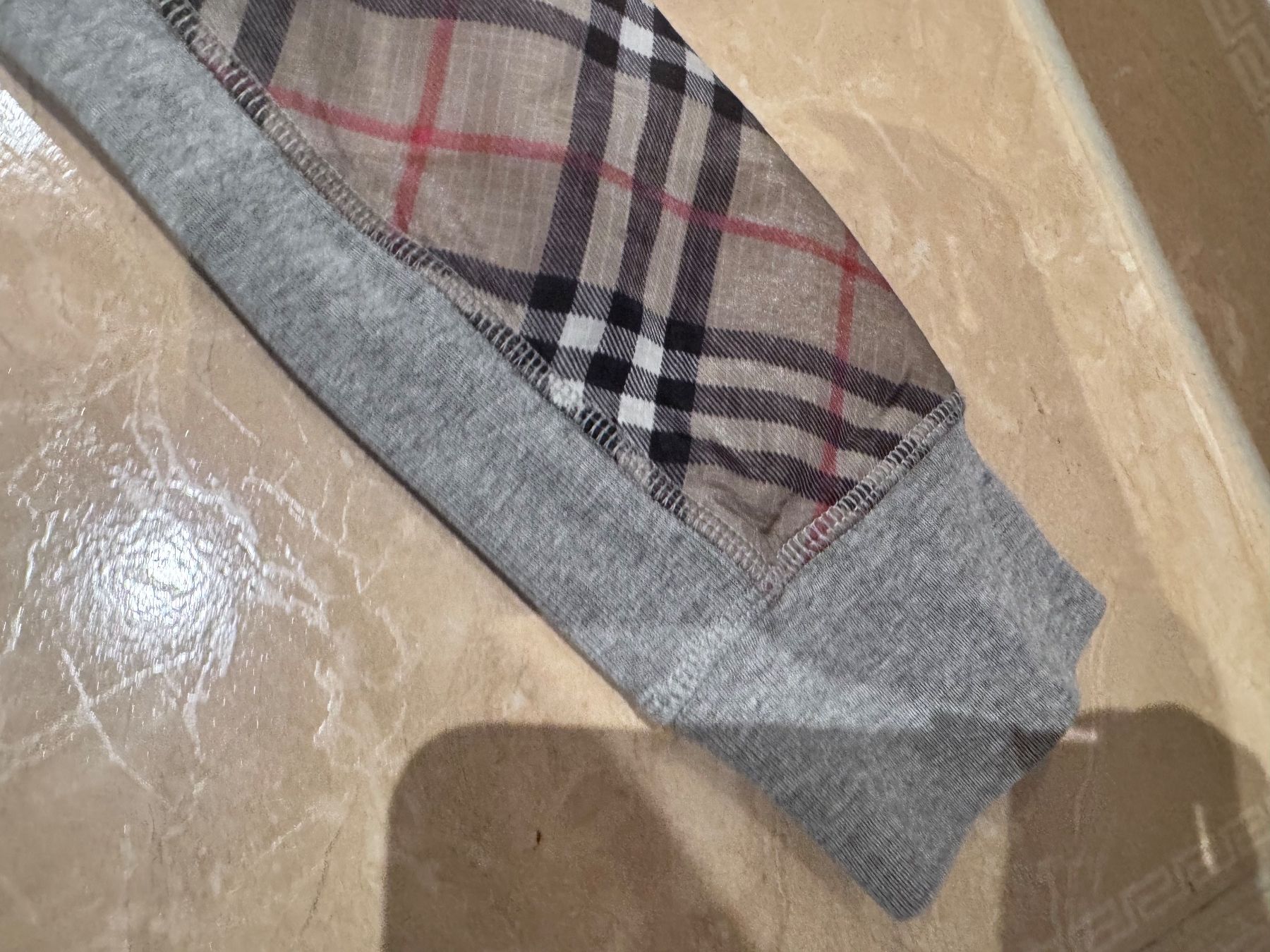 Burberry Maglioni & Felpe: Burberry NWT Pulli, 10J 140 NP 290 Fr – Usato da Klingnau venduto da Markus14 3
