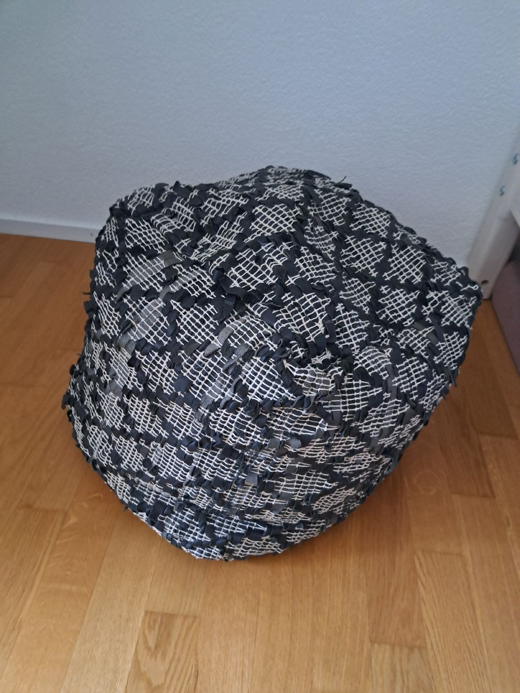 Livique Tabourets: Sitzsack – D'occasion à Staufen par Regula1988