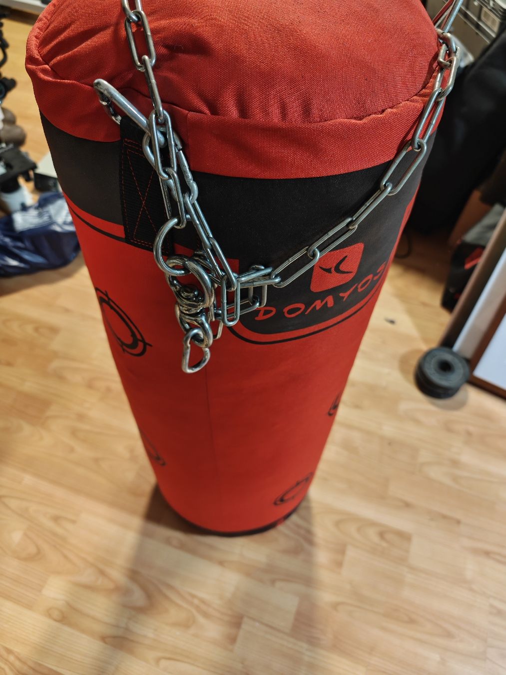 Sacchi da boxe: Boxsack Domyos rot mit Kette – Usato da Boniswil venduto da Alessio42 1
