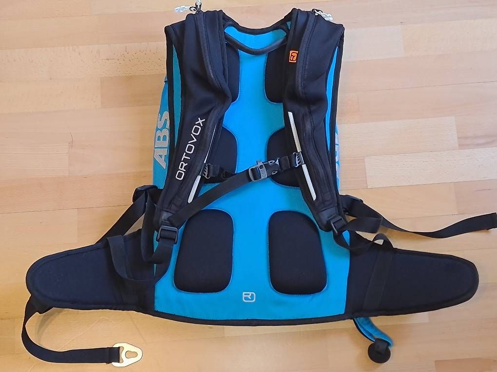 Ortovox Zaini: Orthovox Rucksack – Usato da Trin venduto da pai_8jdk 1