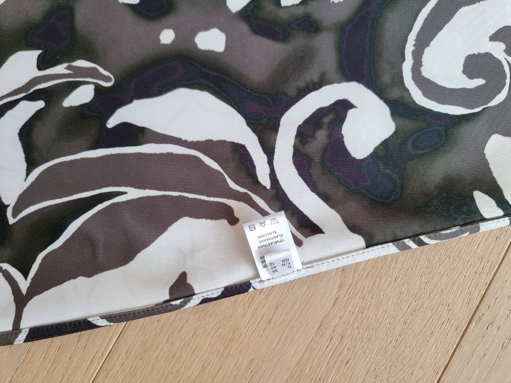 Kleider: Damen Kleid von MODEVA Grösse 38 Retro Stoffdesign – Neu (gemäss Beschreibung) aus himmelried von bribuli 2