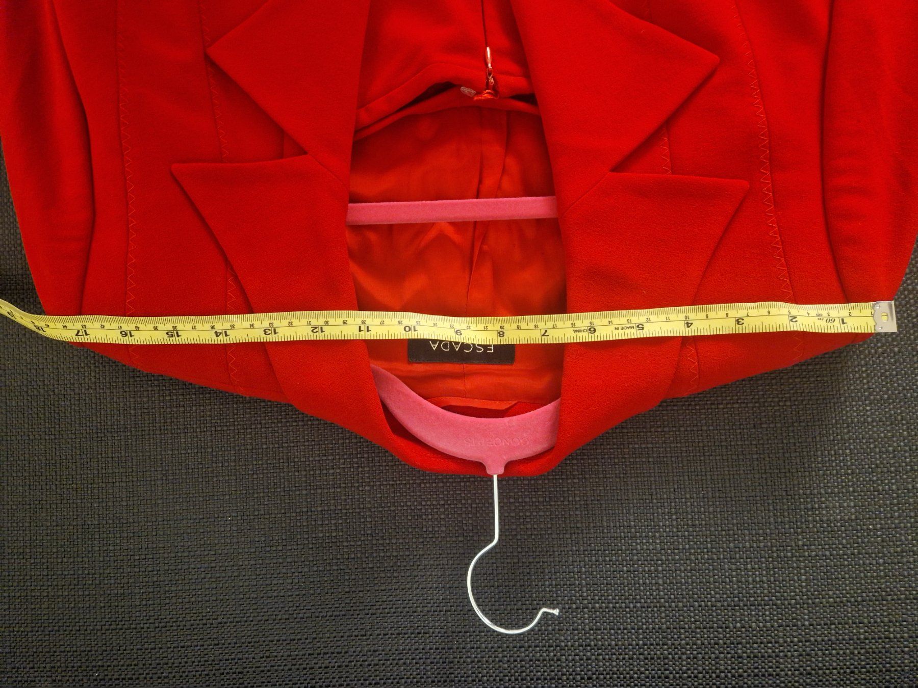 Escada Vestiti: Wunderschönes Escada Kleid und Jacke – Nuovo (secondo la descrizione) da Wettingen venduto da mor_76q7 9