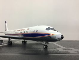 Flugzeug Modell DC-8-61 Fly Eastern, 1:200, OVP!