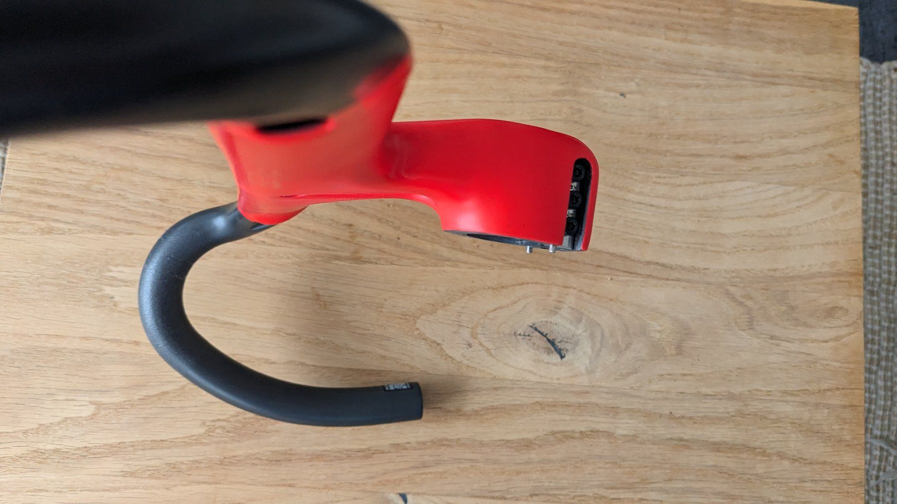 BMC Pezzi di ricambio: Cockpit ICS Carbon Aero, 360mm/80mm – Usato da Liebefeld venduto da Pacem 5