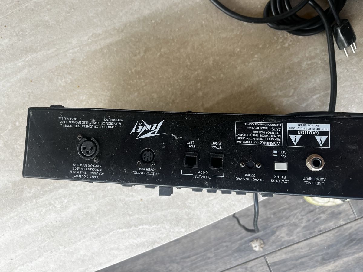 Componenti elettronici: Lighting and power supply distributors- untested – Usato da Hinterkappelen venduto da nic_kzp2 3