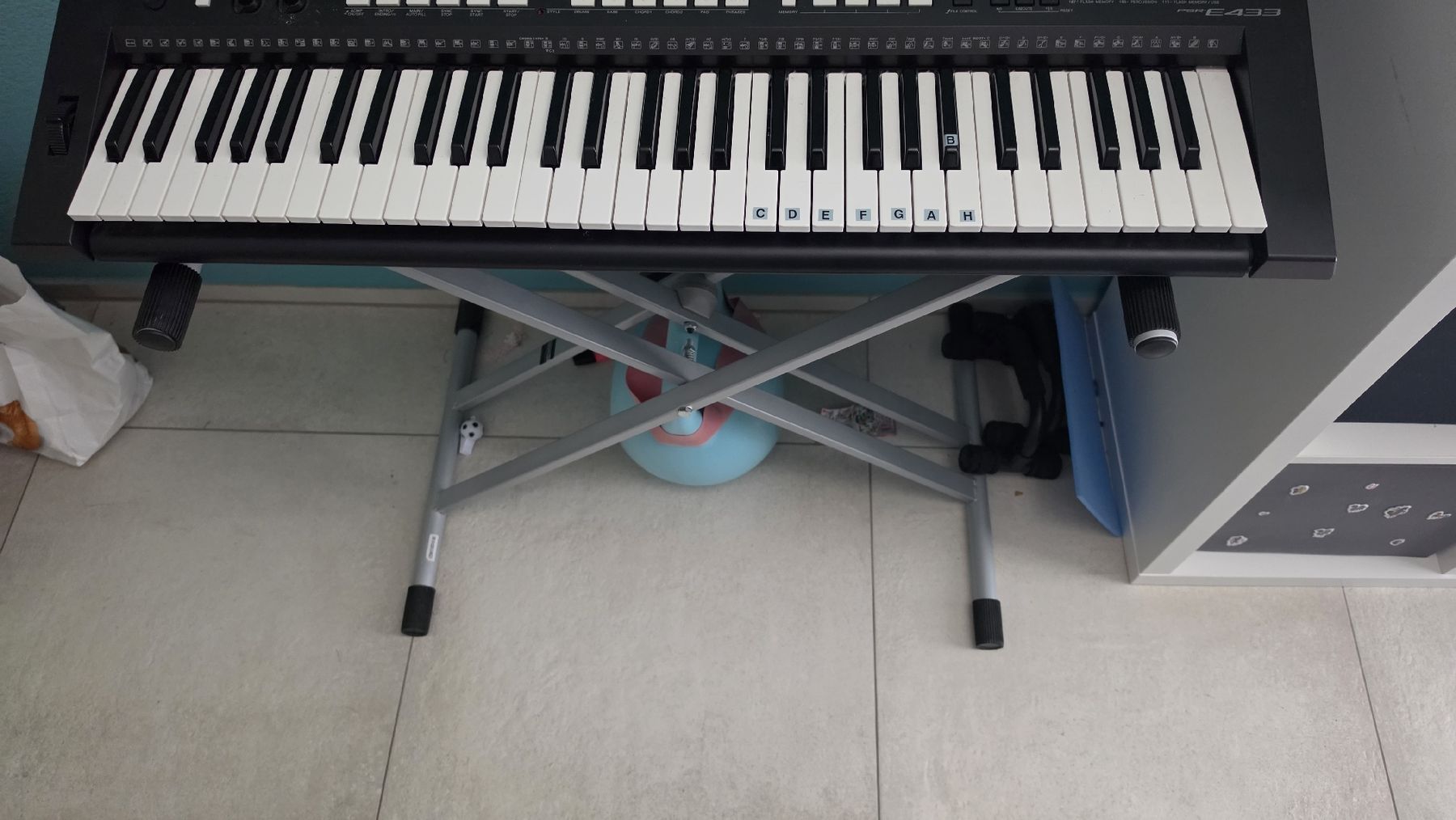 Yamaha Musikinstrumente: Yamaha PSR E433 Keyboard guter Zustand – Gebraucht aus Jegenstorf von 1stmike 2