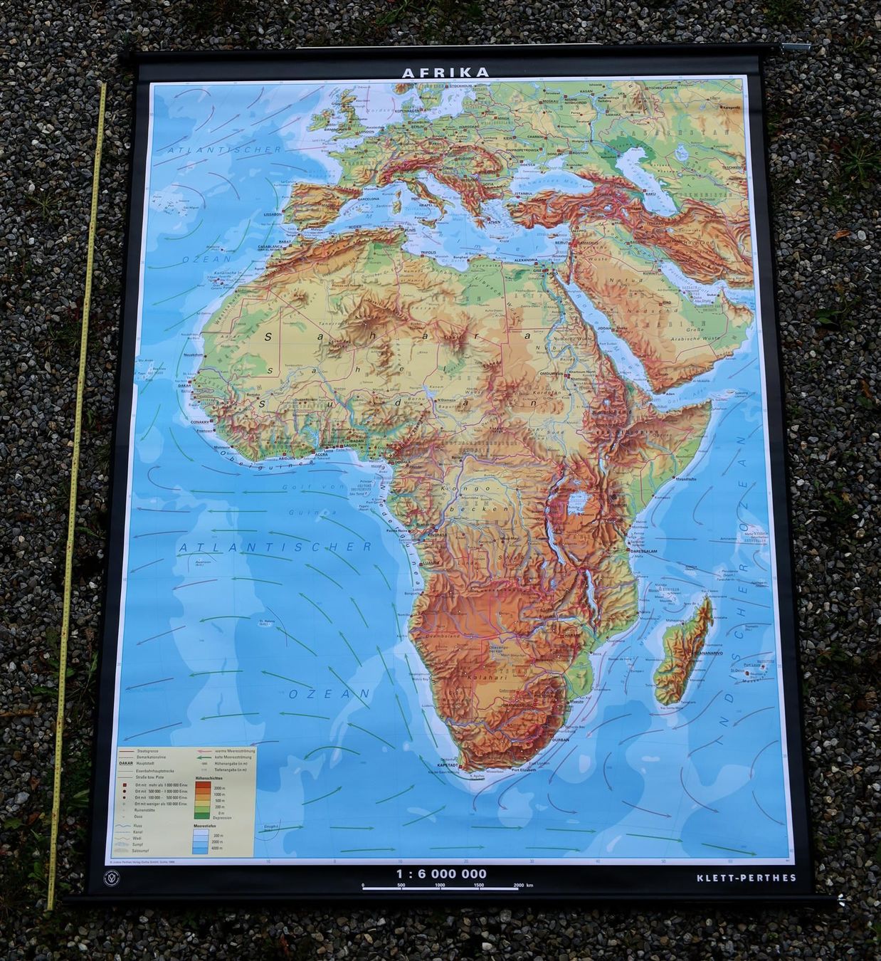 Cartine & Atlanti: XL Schulwandkarte "Afrika" – Usato da Birrwil venduto da brandschatz_birrwil