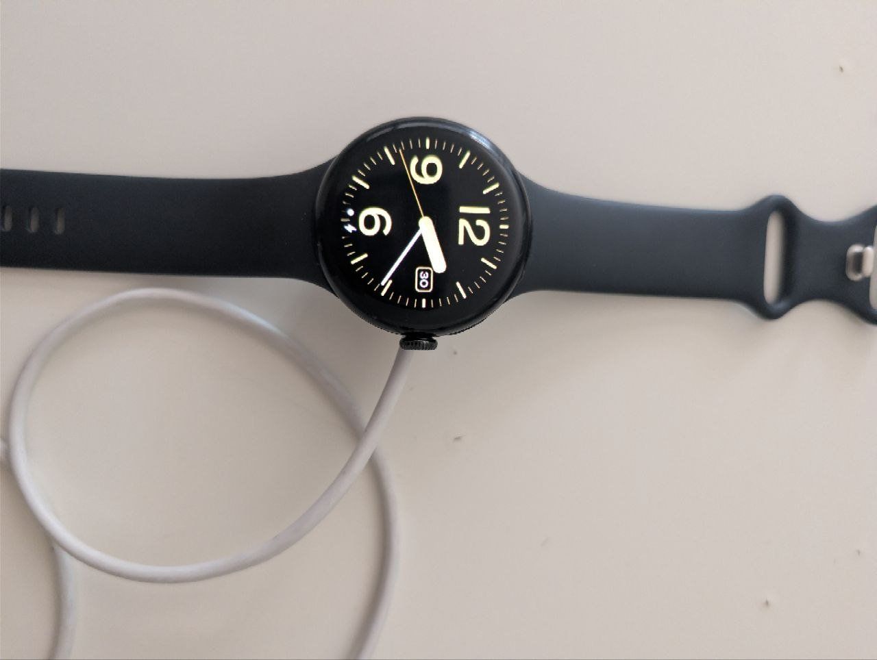 Google Smartwatch: Pixel 2 Smartwatch – Usato da Küsnacht ZH venduto da wil_7hm9