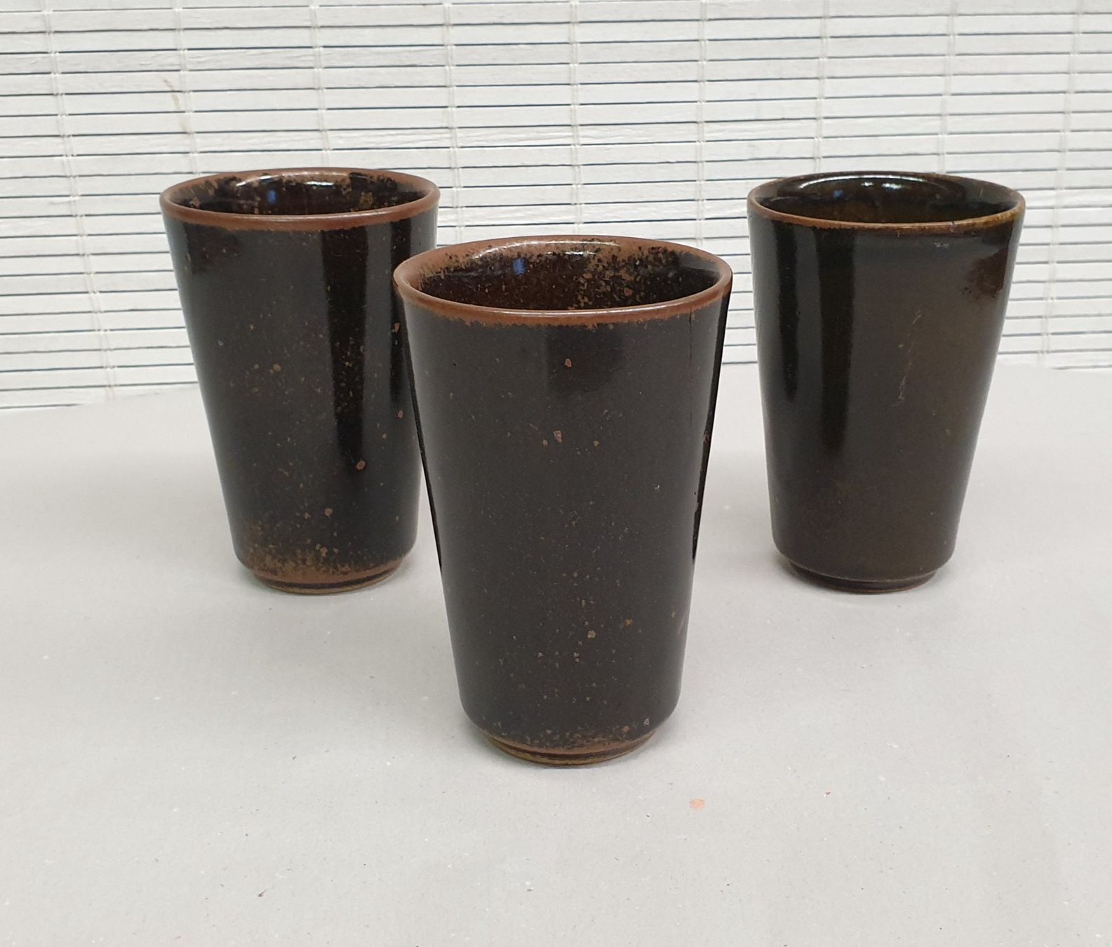 Tazze: 3 Taizé Keramik Becher – Usato da Emmen venduto da magelan