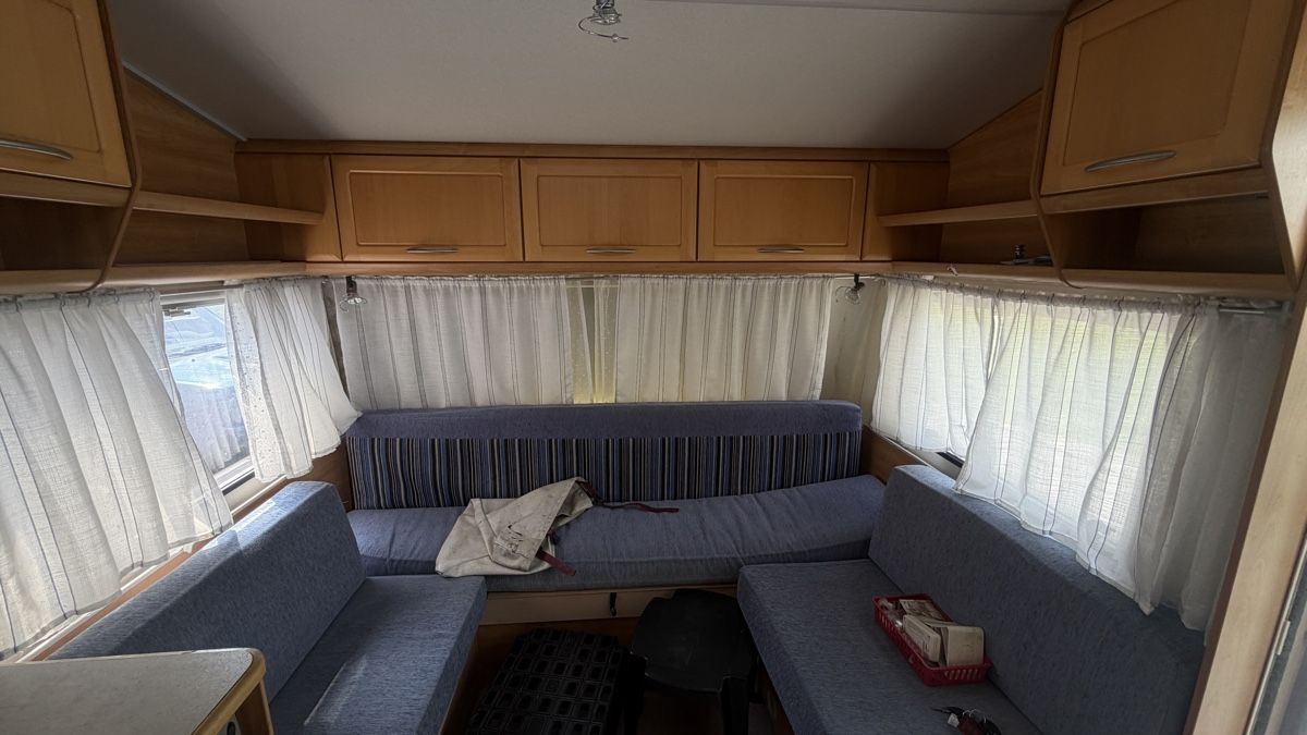 Knaus Camping Fahrzeuge: Wohnwagen Knaus 500 – Gebraucht aus Laupen BE von chartchiw 2