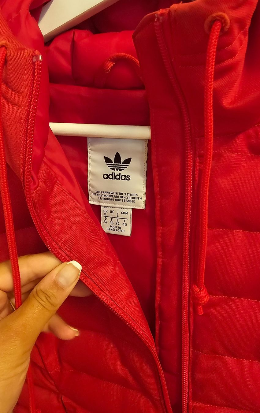 Adidas Jacken: Adidas Daunenjacke – Gebraucht aus Winterthur von NJC.M 1