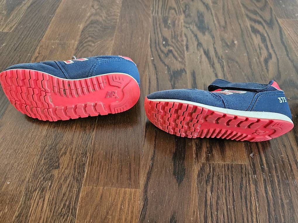 Scarpe per ragazzi: Sneaker New Balance Grösse 29 – Usato da Rümlang venduto da surfer07 1