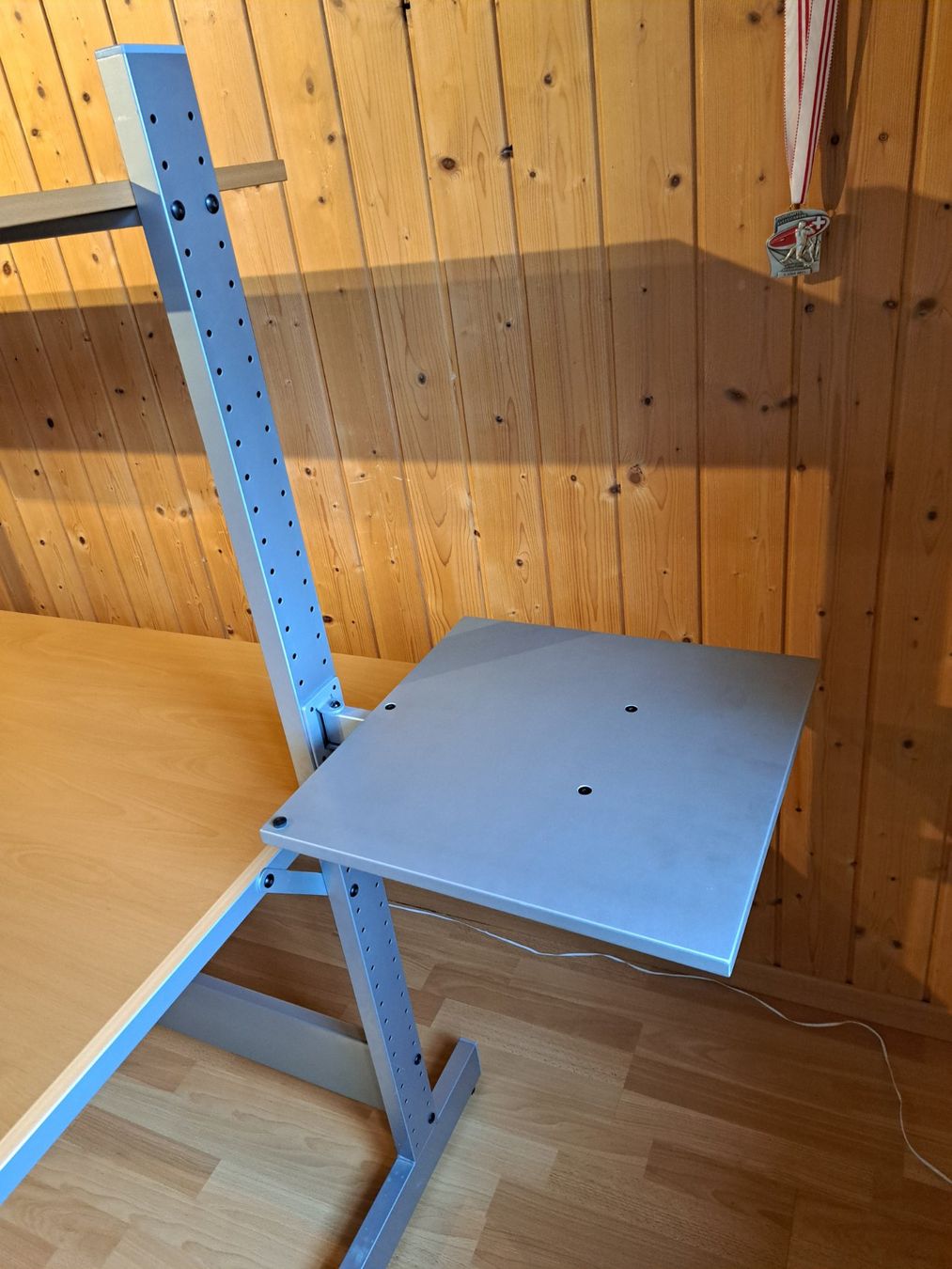 Schreibtische: Schreibtisch mit Druckerkonsole – Gebraucht aus Hettiswil von san_kf5h 2