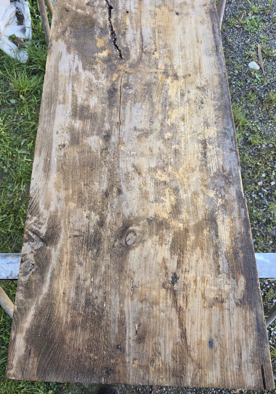 Articoli in legno: Altes Holzbrett  – Usato da Rorschacherberg venduto da snOOpydOg11 2