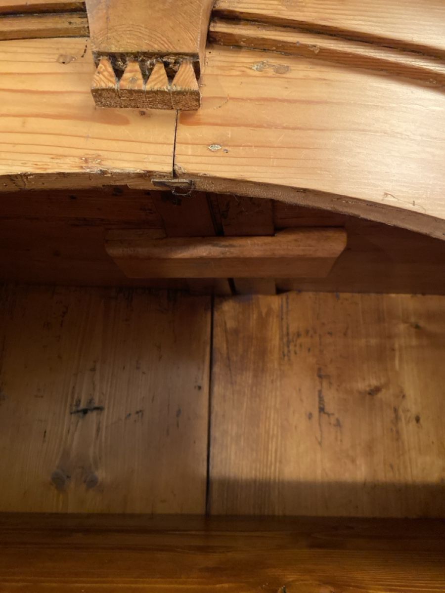 Armadi: Schrank – Usato da Luzern venduto da Gustav-33 8