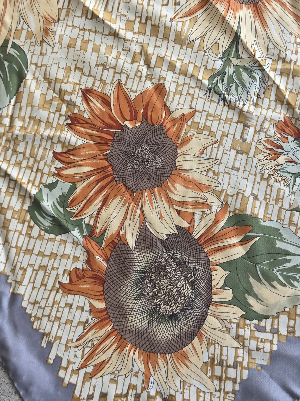 Foulard & Sciarpe: Seidentuch, Seidenfoulard 85 x 85 cm – Nuovo e nell'imballaggio originale da Frauenfeld venduto da Schenken-mit-Herz 1