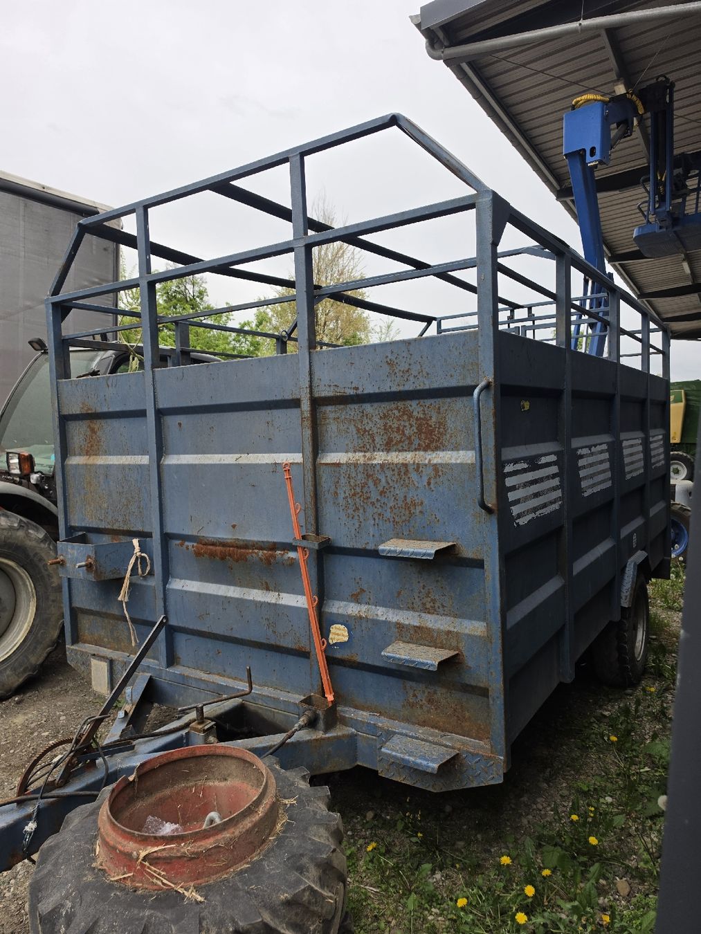 Rimorchi: Viehwagen Hydraulisch gebremst  – Usato da Bösingen venduto da lauda-lauda 5