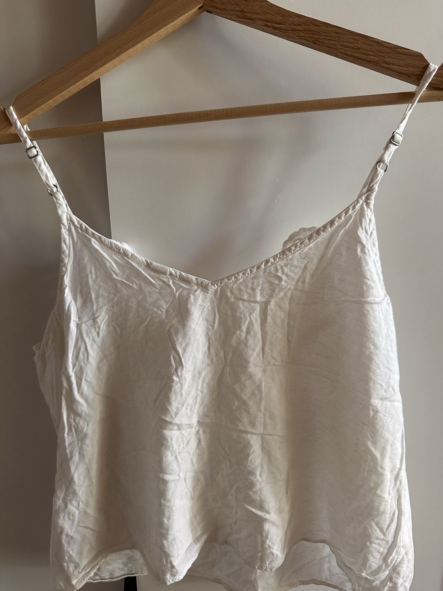H&M Tops: Top weiss Biskose Gr. 38 H&M – D'occasion à Münsingen par Secondhand89 2