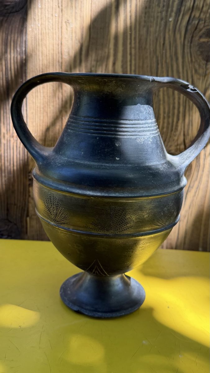 Vasi & Recipienti: Amphoriskos etruskisch Bucchero nero – Usato da Riedholz venduto da Frettchen63