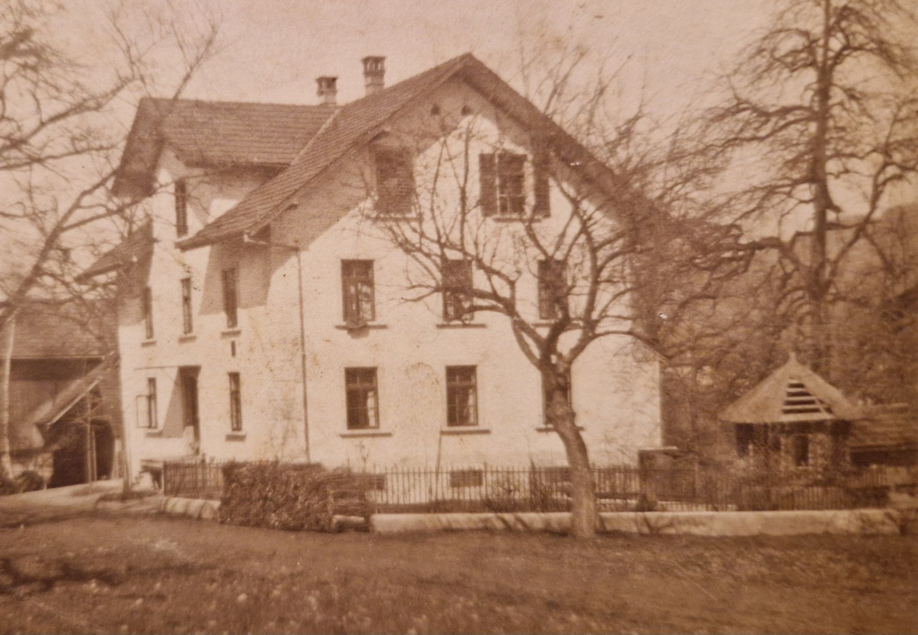 Cartoline postali: unbekanntes Haus – Usato da Ebikon venduto da Donar50 1
