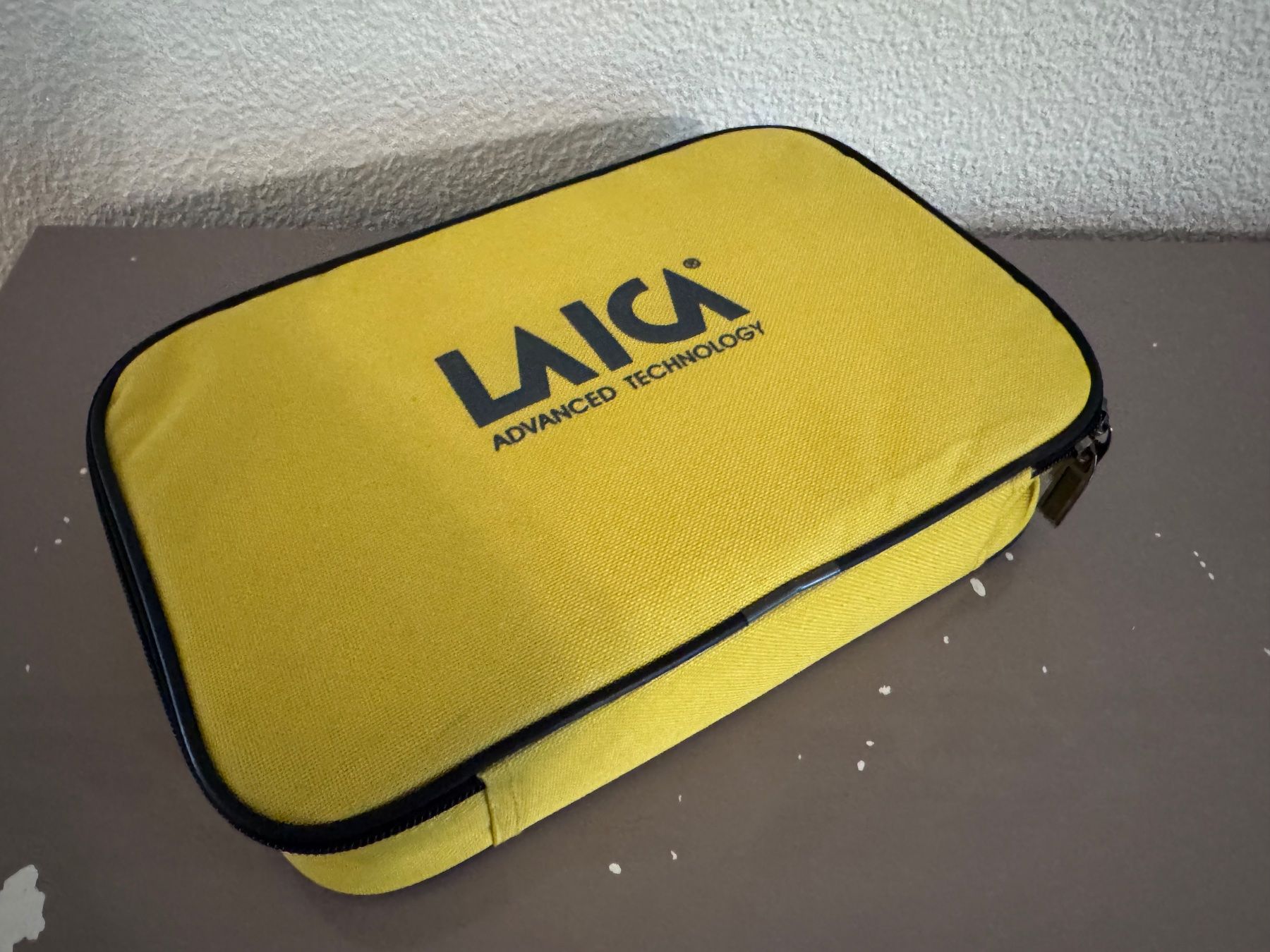 Dispositivi per massaggi: LAICA MD60781 Elektrostimulator – Usato da Bern venduto da vb5bv 5