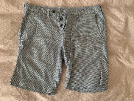 Grau/weiss karierte Shorts  (46 ita)