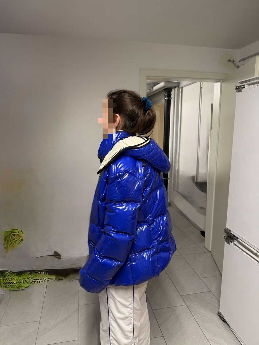 Moncler Giacche: Moncler Daunenjacke, blau, Winter – Usato da Wil ZH venduto da Cyril-Las 3