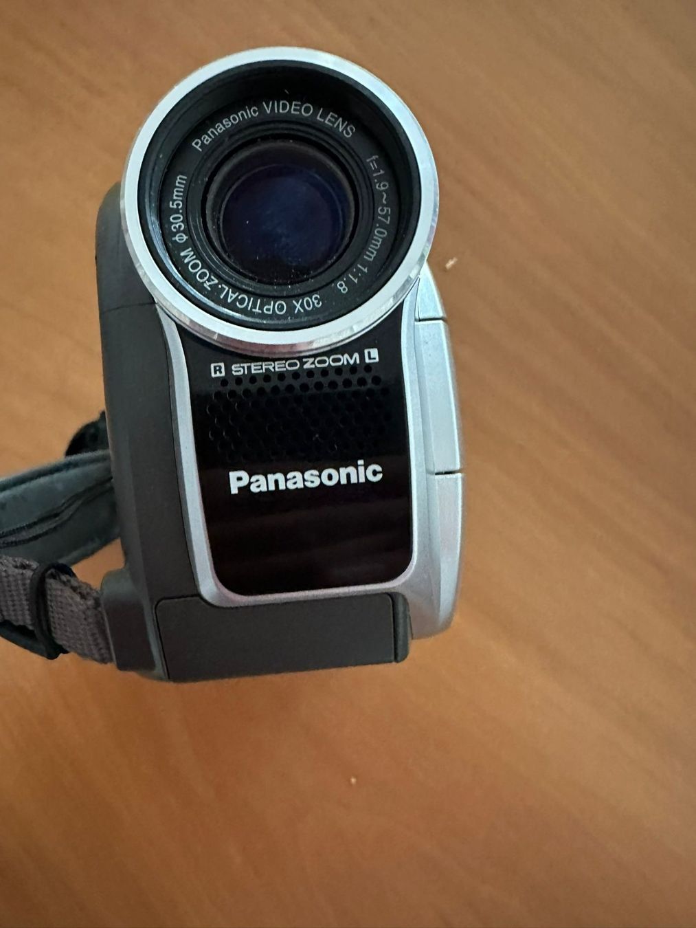 Panasonic Videocamere: Panasonic VDR-D150E Videokamera – Usato da Burgdorf venduto da Apfel62 5