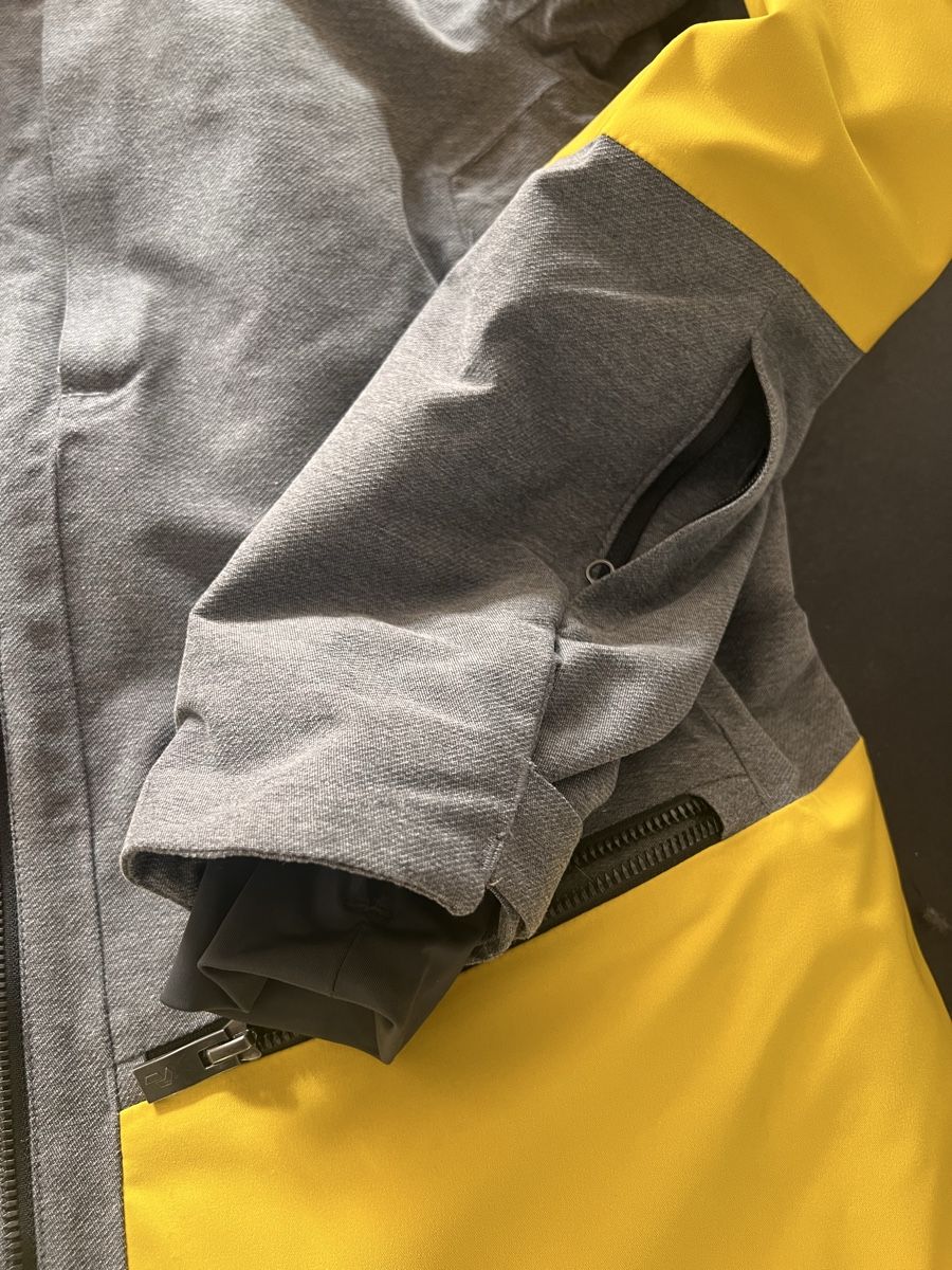 Peak Performance Giacche: Peak Performance Damen Gr. L – Usato da Wolfhausen venduto da Starlake 4