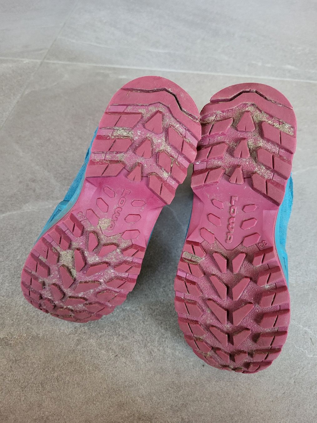 Lowa Scarpe per ragazzi: Winterstiefel von Lowa, Grösse 33 – Usato da Oberwangen TG venduto da Murmel82 3
