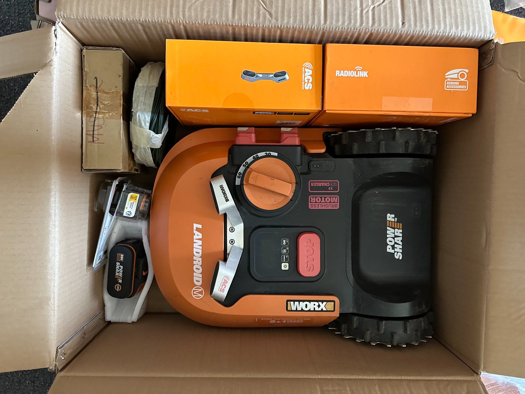 Worx Tagliaerba: Rasenmäher- Roboter Worx Landroid  M500 – Usato da Wiedlisbach venduto da Spector0267