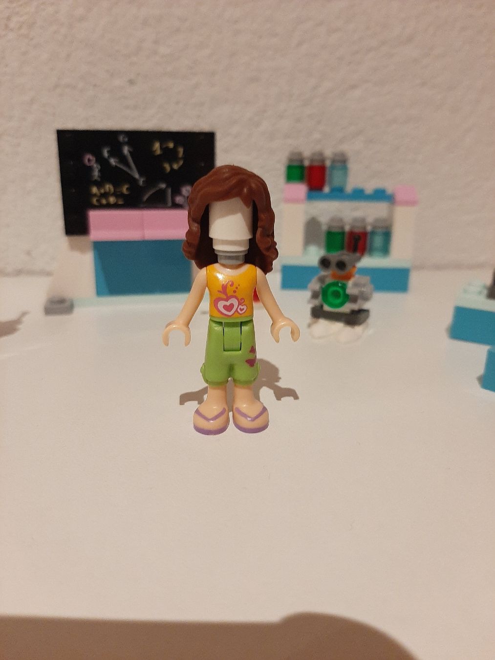 Lego Spielzeuge: Lego Friends Labor – Defekt aus Glis von ste_w7pm 2