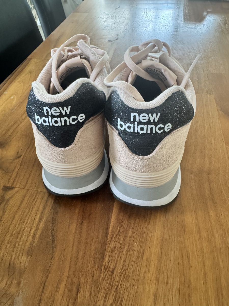 Scarpe da donna: New Balance 574 Damenschuhe  – Nuovo (secondo la descrizione) da Roggwil BE venduto da joana.a16 2