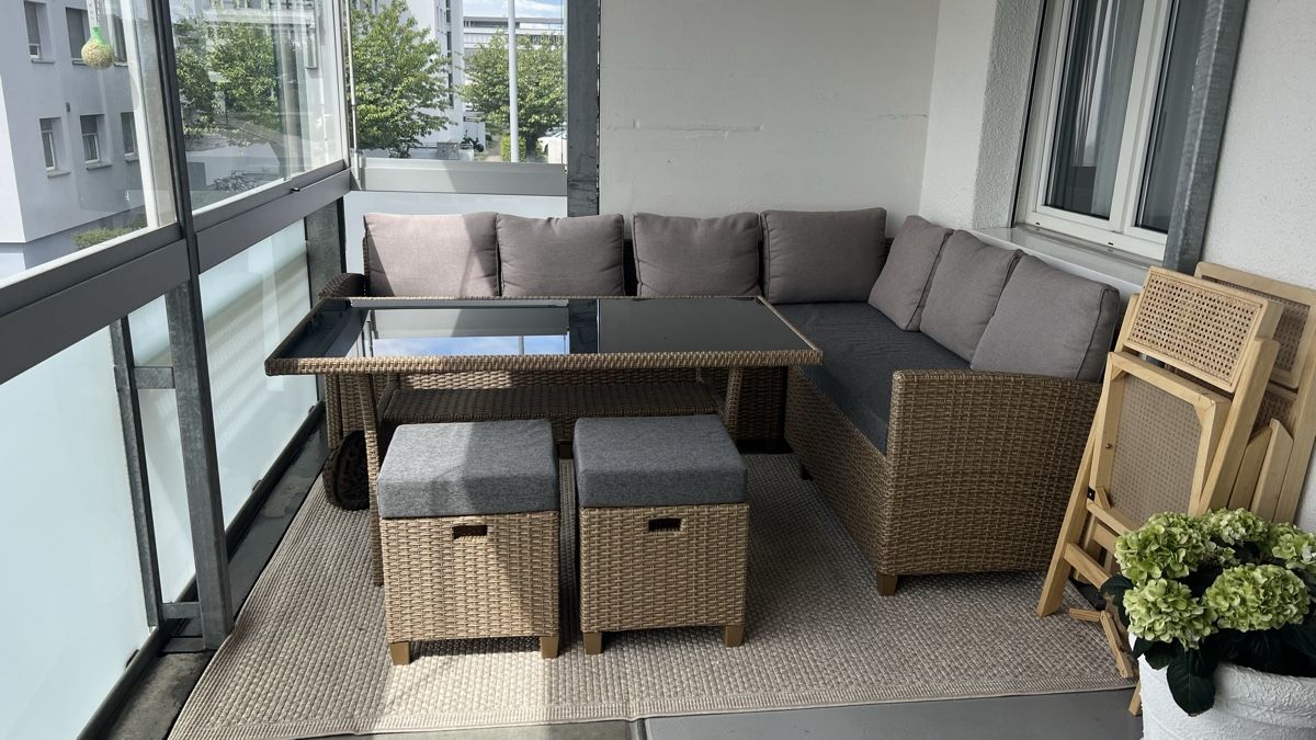 Set di tavolo e panche: Gartenlounge – Usato da Regensdorf venduto da Secondhand666