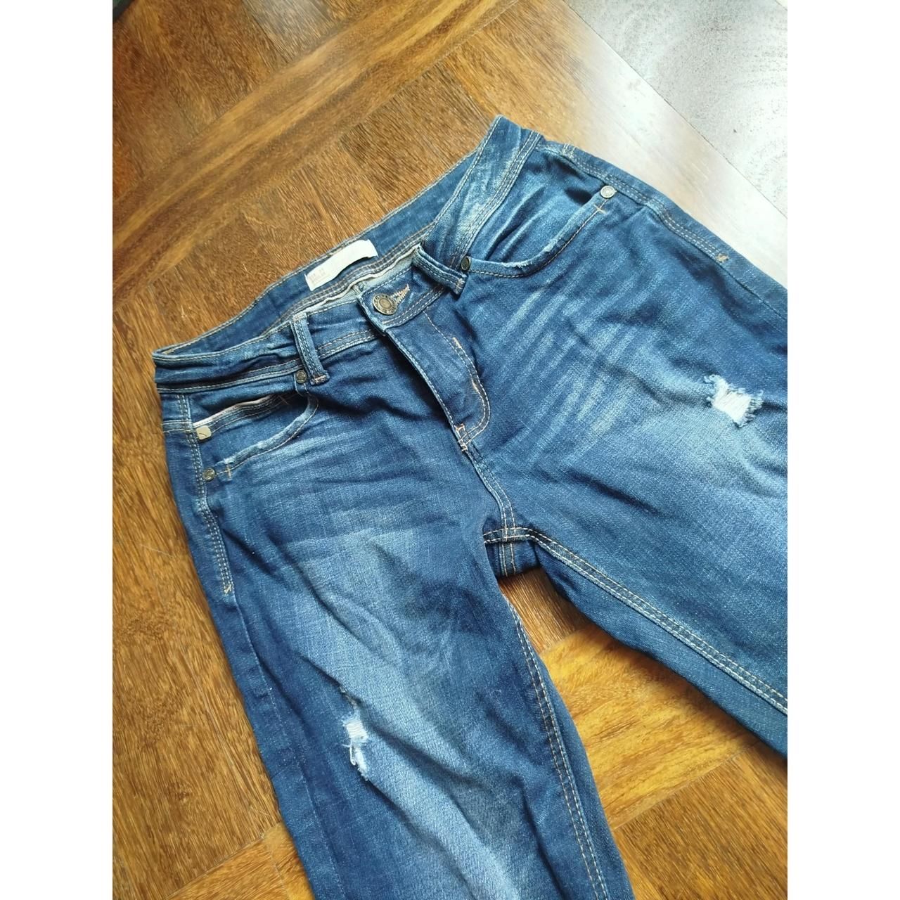 Jeans: Jeans mit Rissen/Löchern – D'occasion à St. Gallen par jbu_ns6v 2