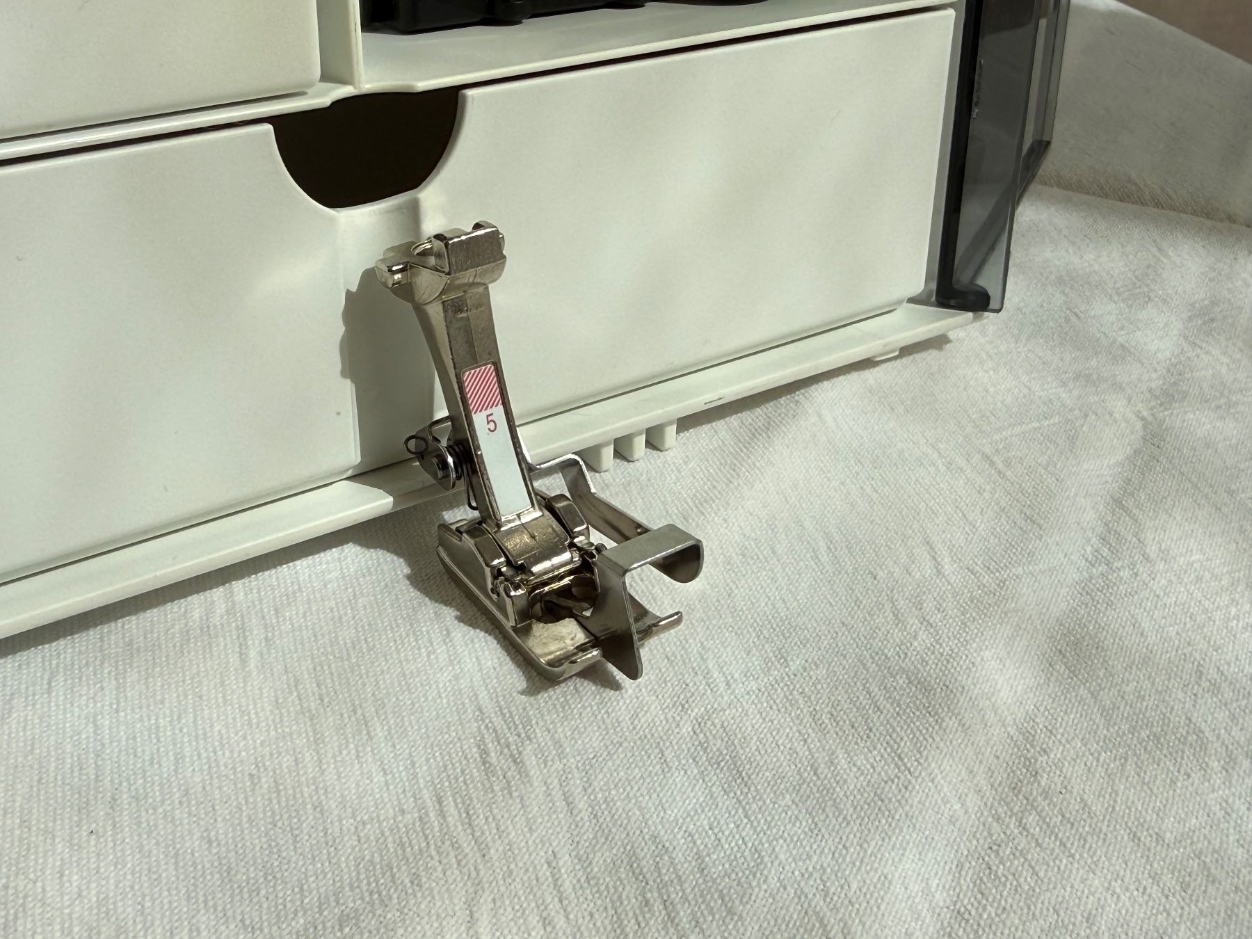 Bernina Nähmaschinen: Bernina B530 – Neu (gemäss Beschreibung) aus Lausanne von NoeBernina 6