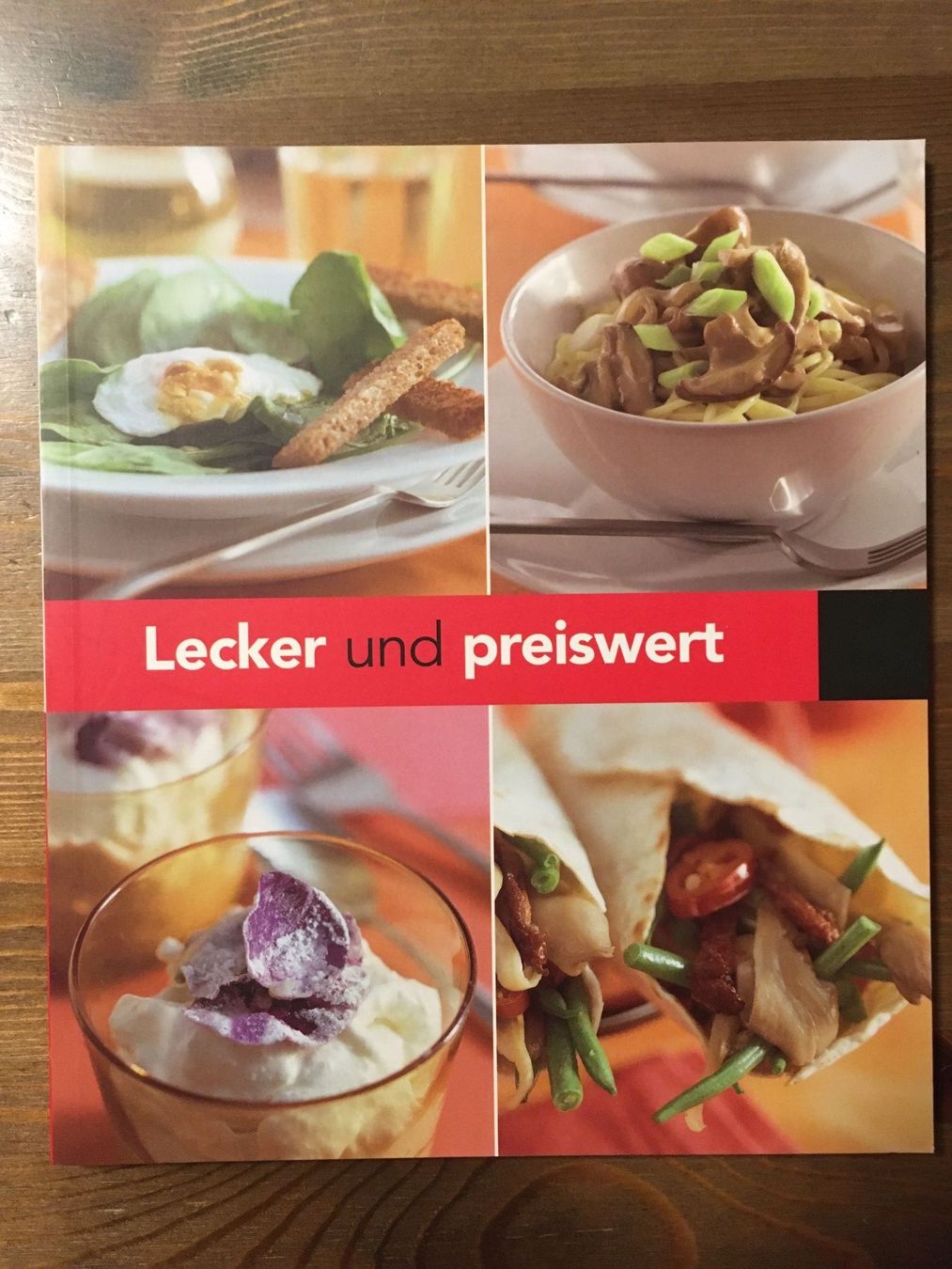 Libri: Lecker und preiswert - IKEA Kochbuch – Usato da Altdorf UR venduto da Mini037